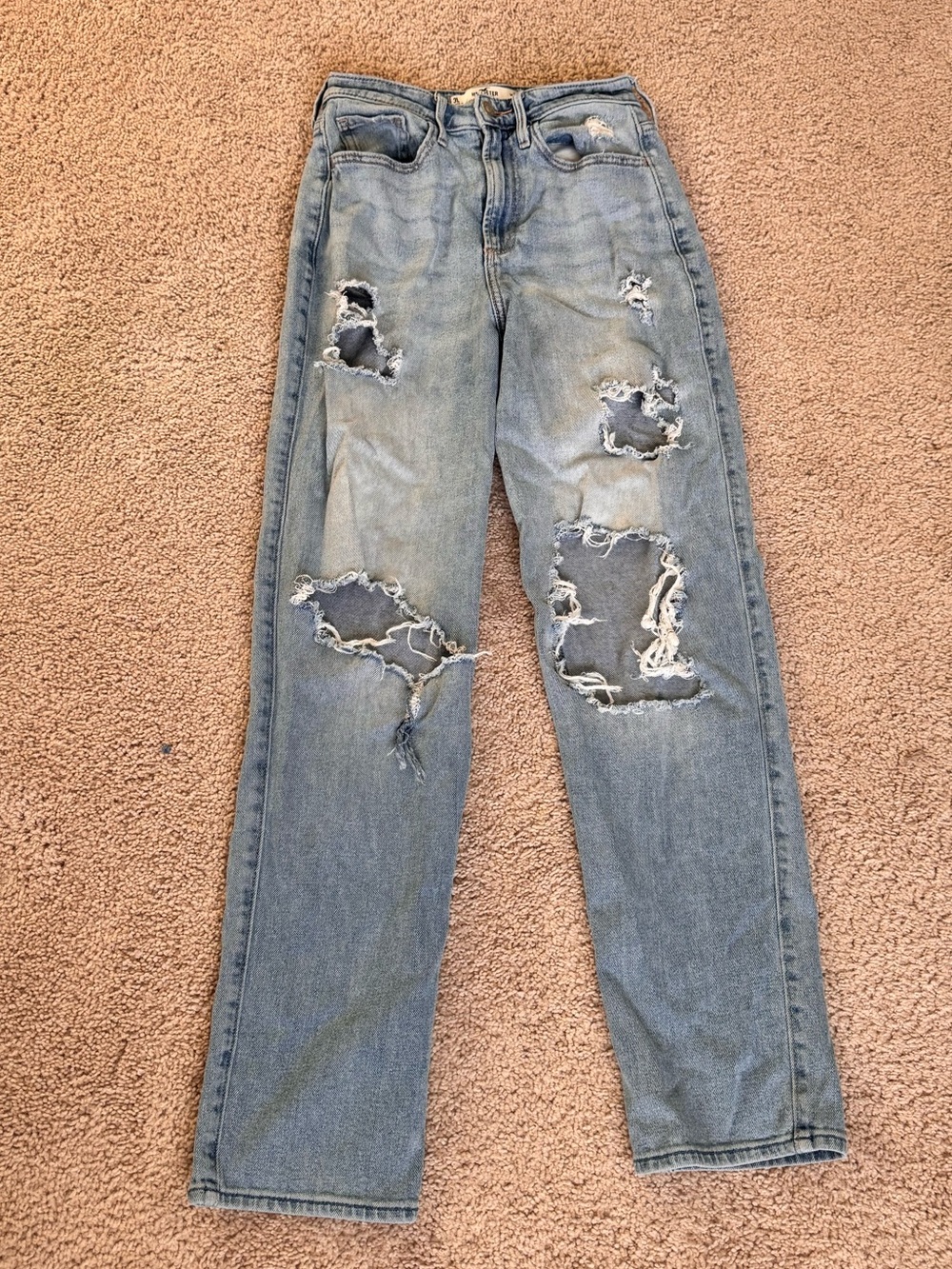 Hollister Distressed Light Blue Women’s Jeans - Classic Straight Fit